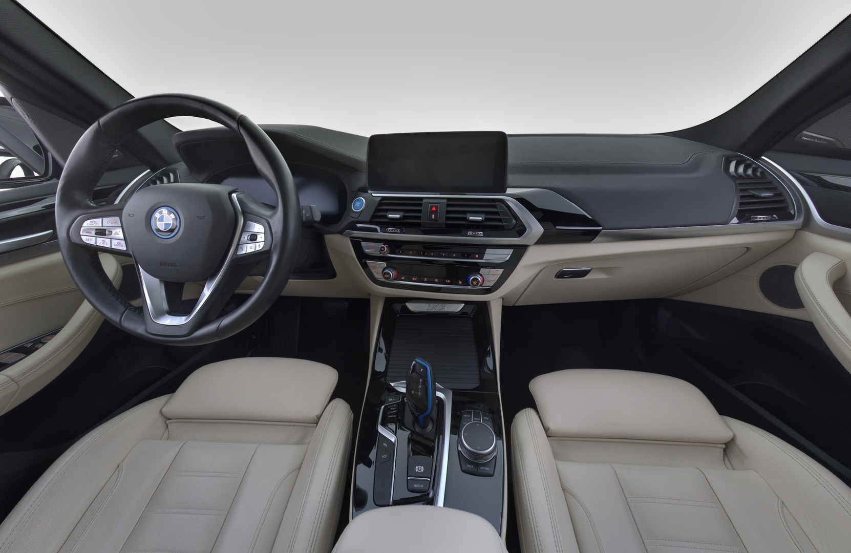 BMW iX3 2021