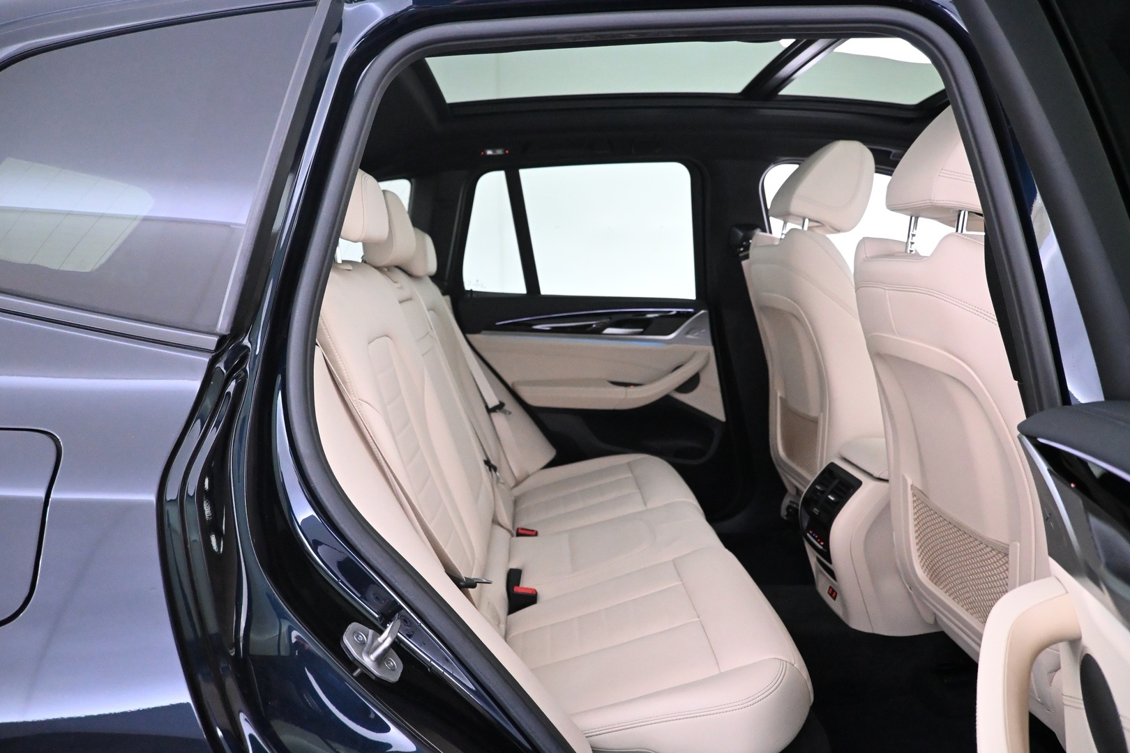 BMW iX3 2021