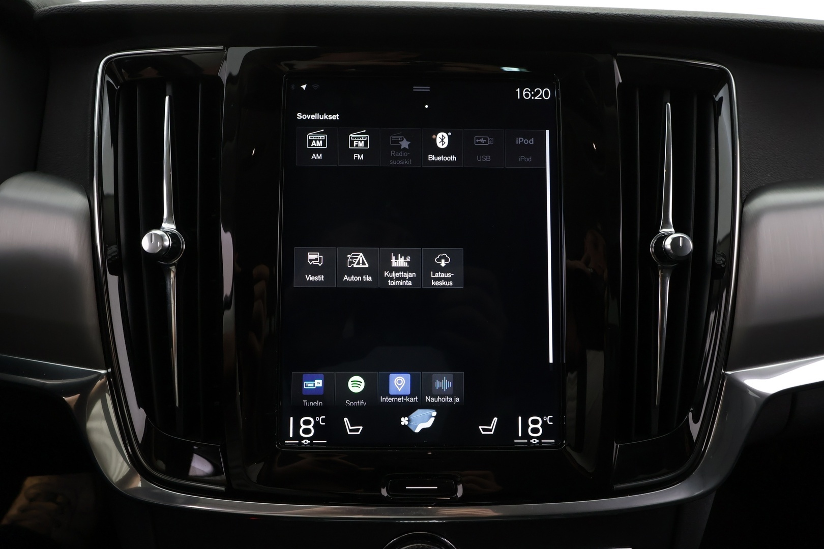 VOLVO V90 2018