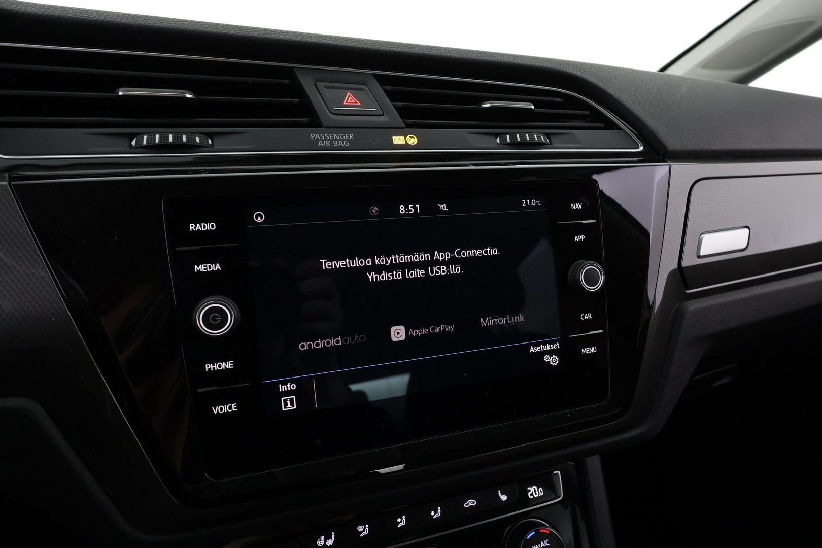 VOLKSWAGEN Touran 2019