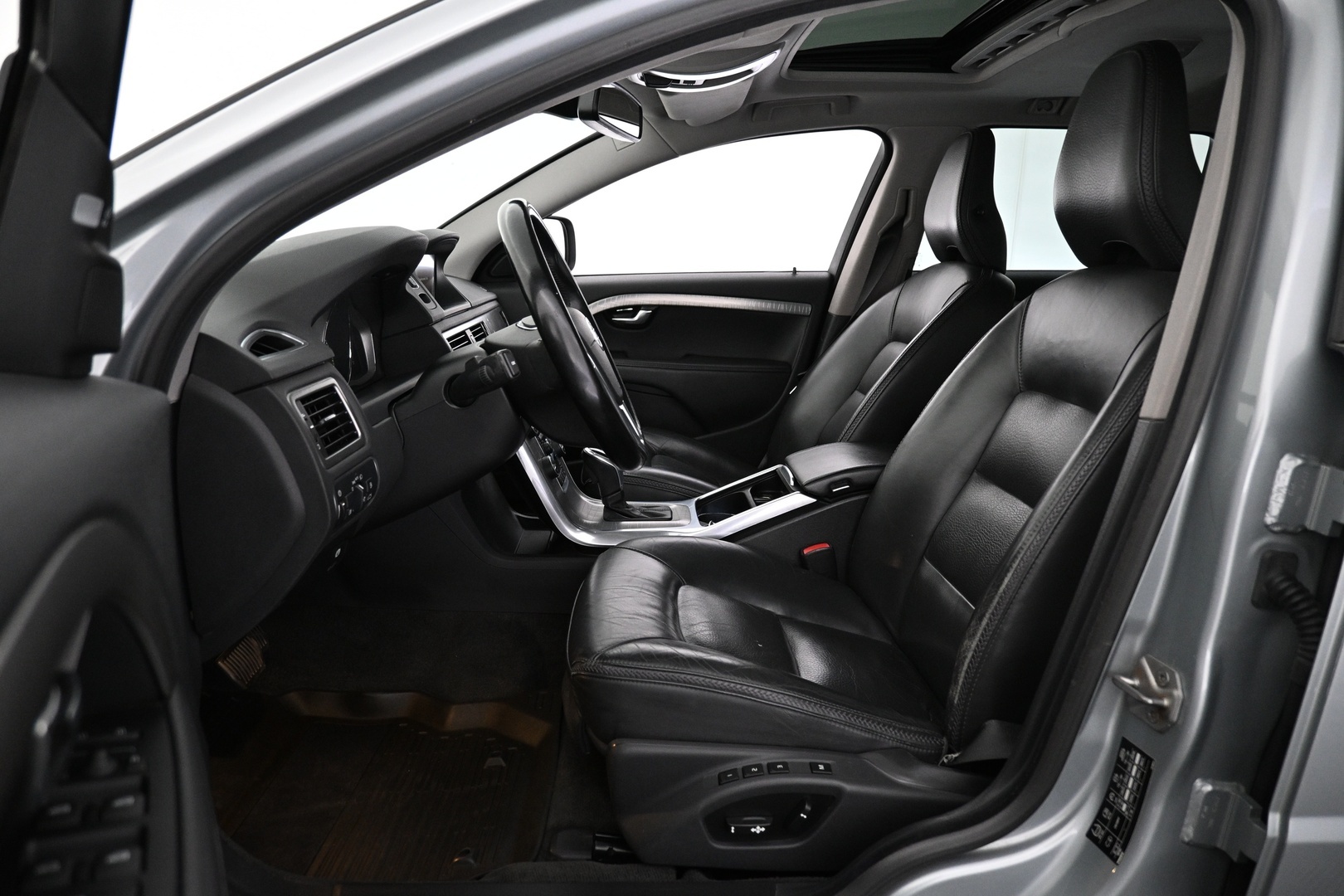 VOLVO XC70 2014