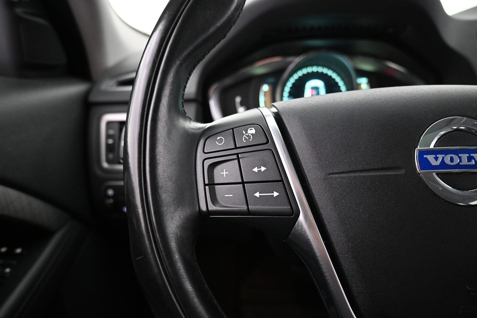 VOLVO XC70 2014