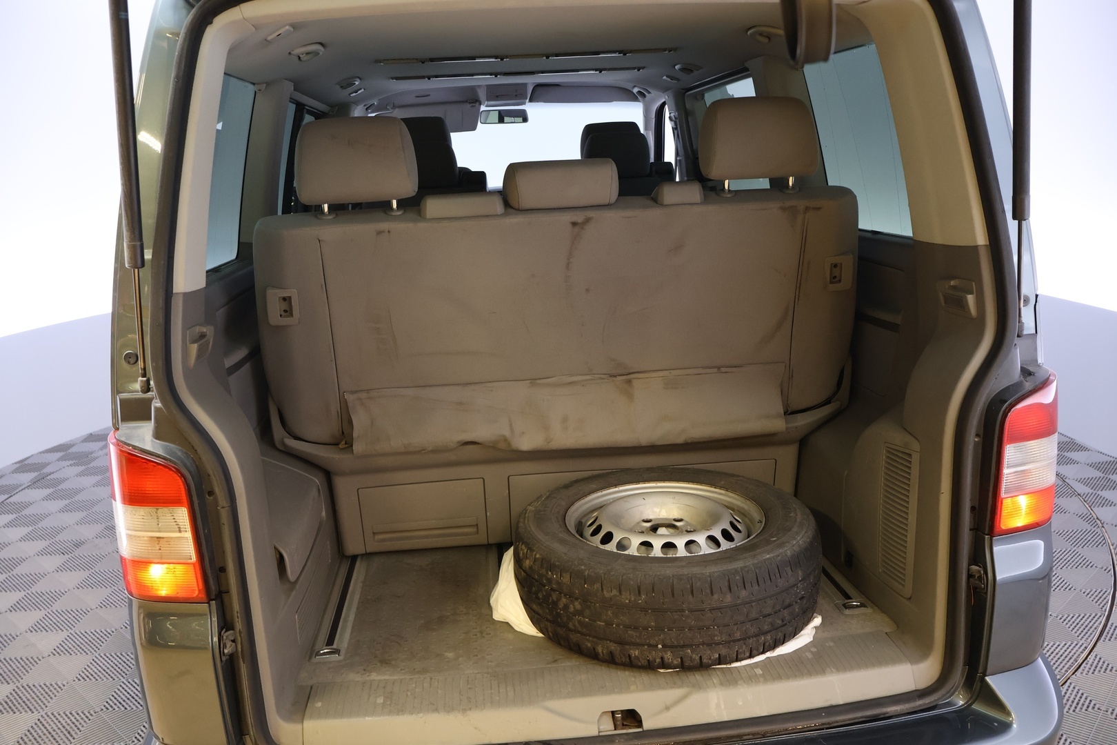 VOLKSWAGEN Multivan 2004