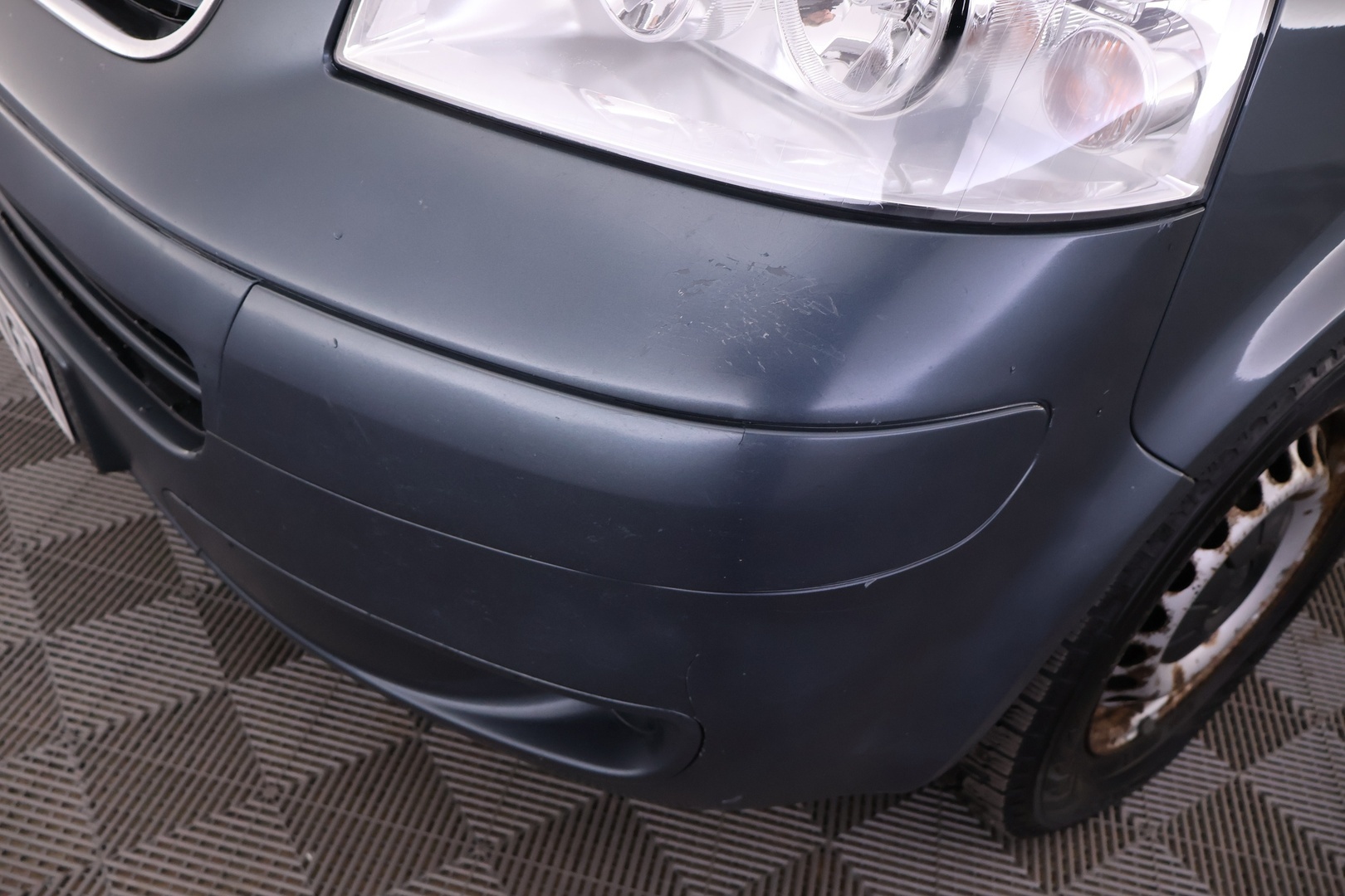 VOLKSWAGEN Multivan 2004