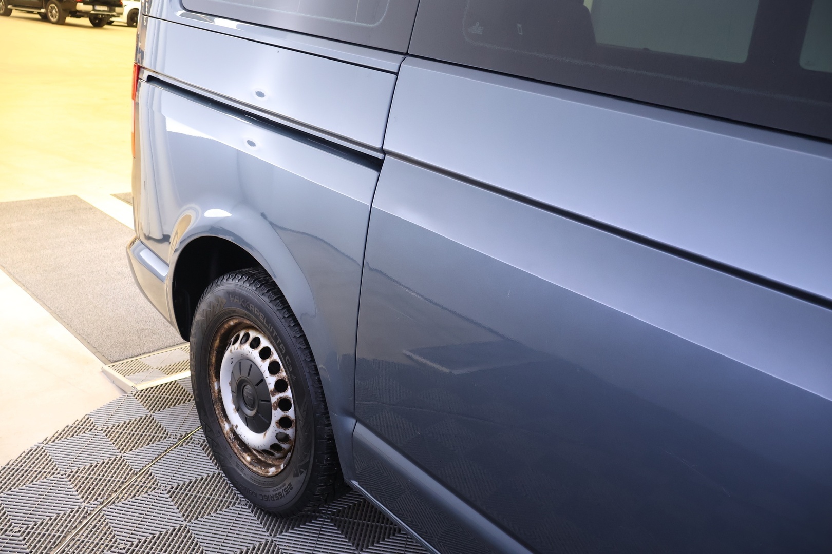 VOLKSWAGEN Multivan 2004