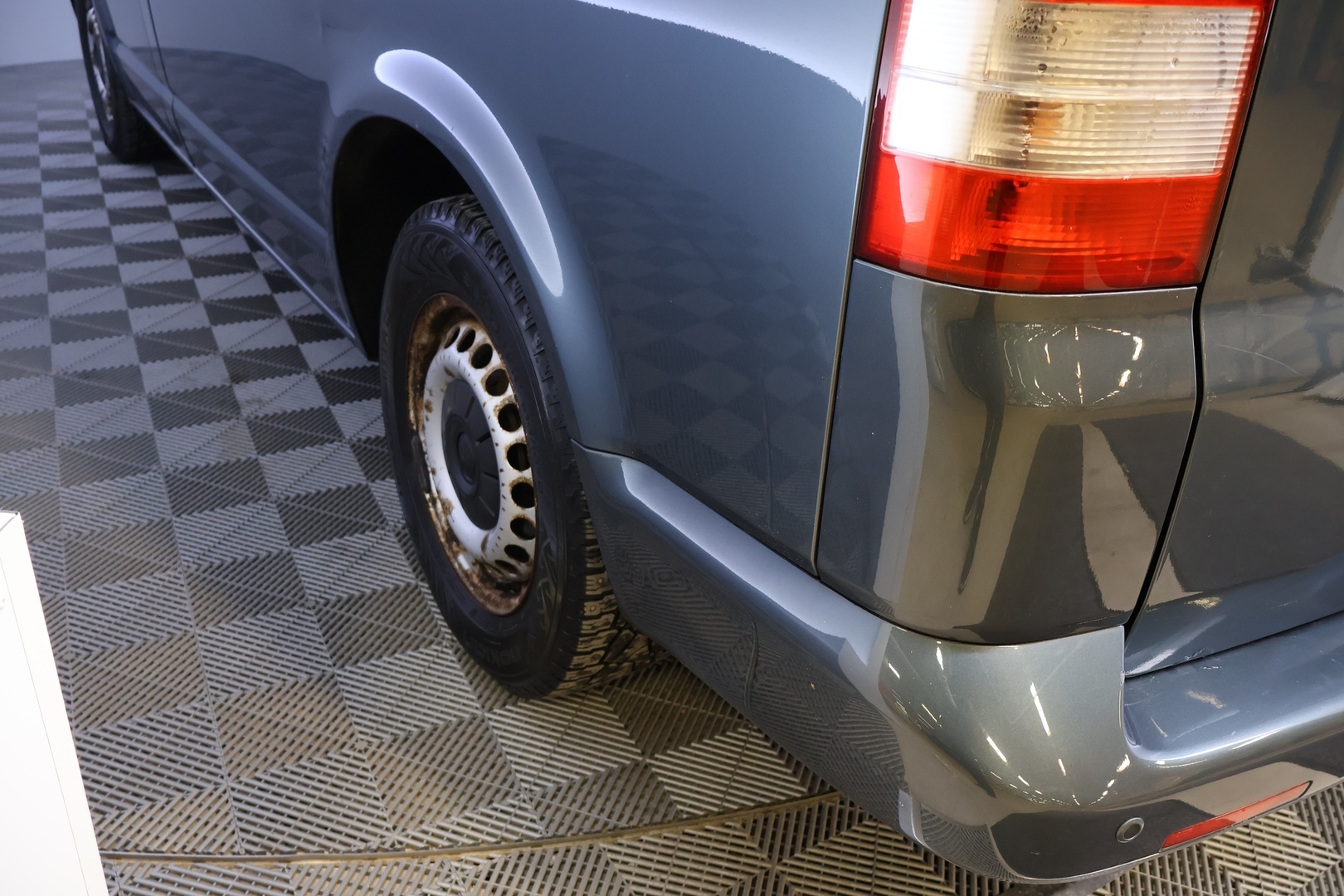 VOLKSWAGEN Multivan 2004