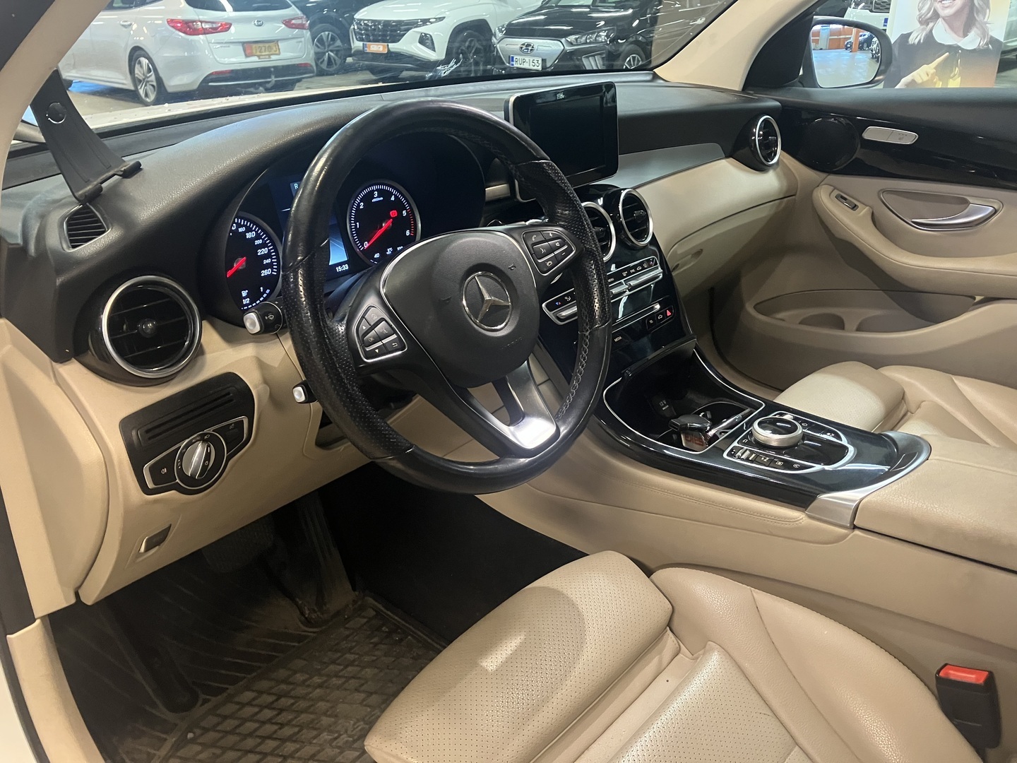 MERCEDES-BENZ GLC 2018