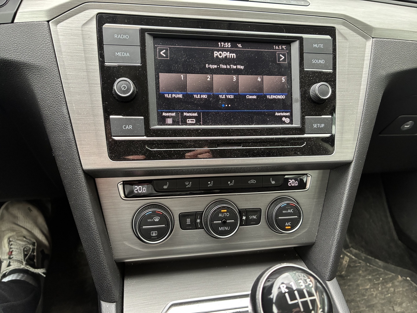 VOLKSWAGEN Passat 2018