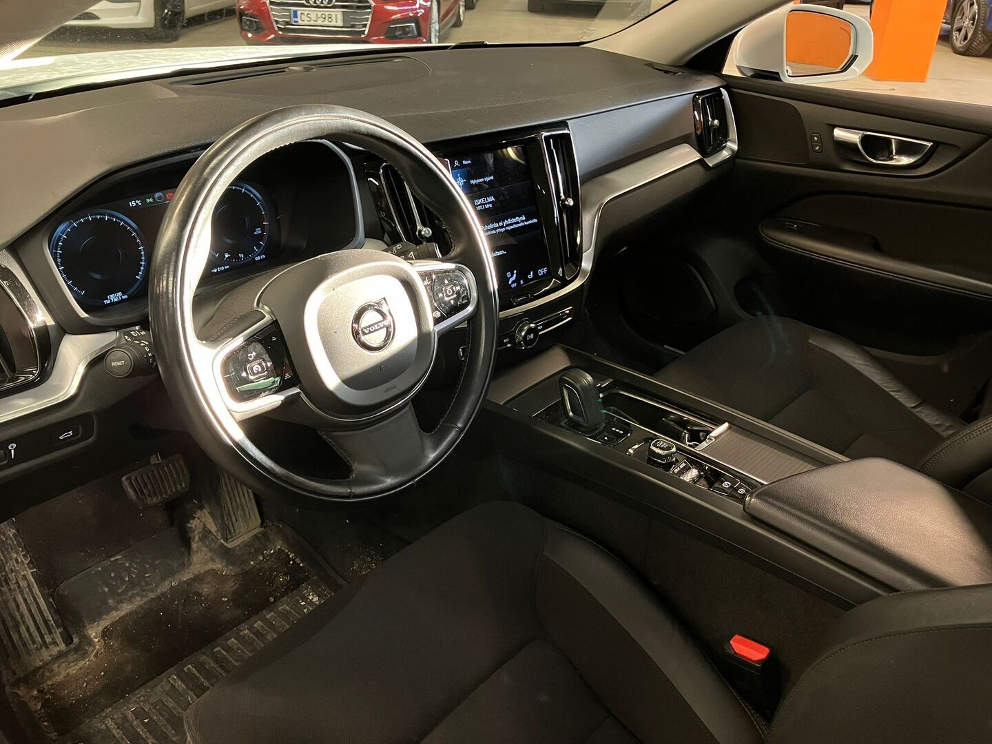 VOLVO V60 Cross Country 2021