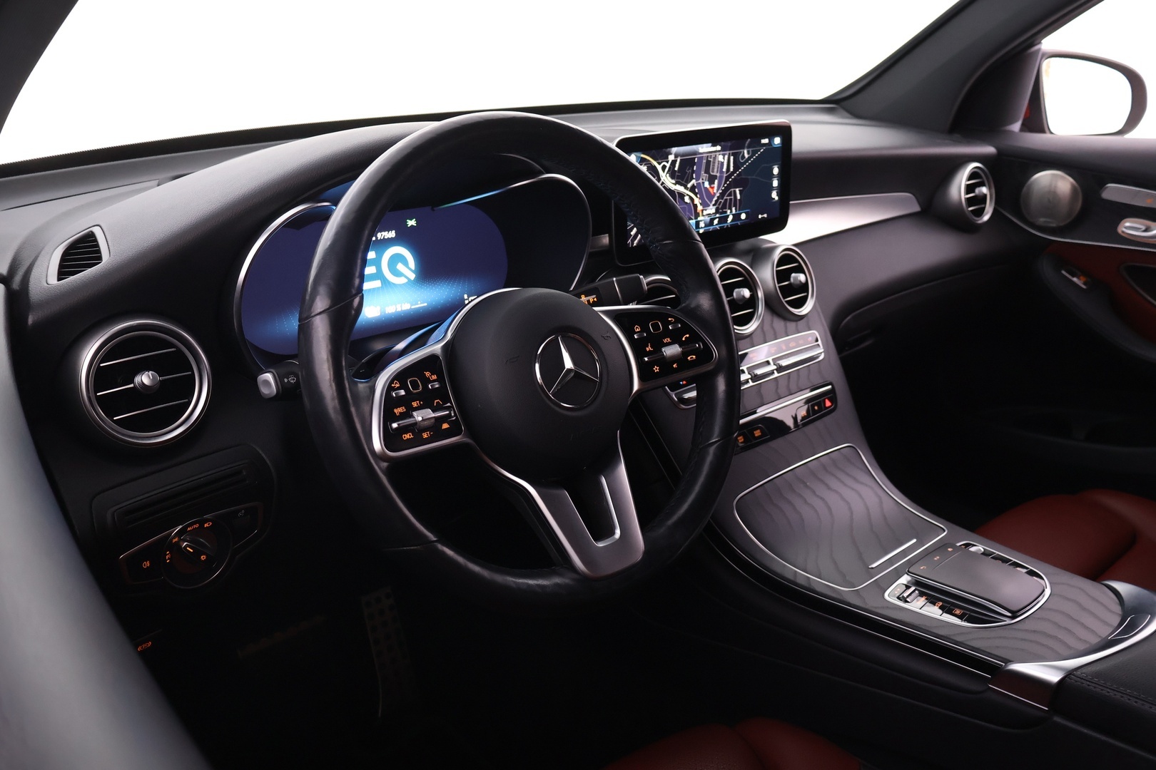 MERCEDES-BENZ GLC 2021