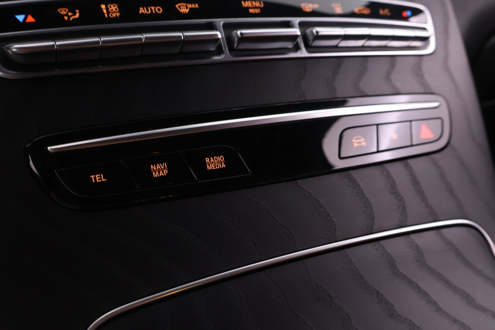 MERCEDES-BENZ GLC 2021