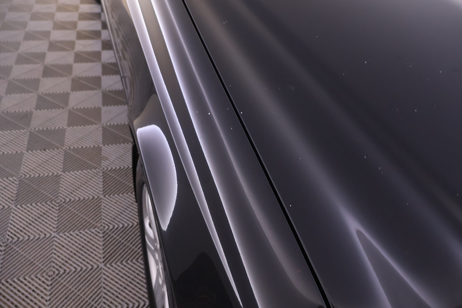 MERCEDES-BENZ E 2009