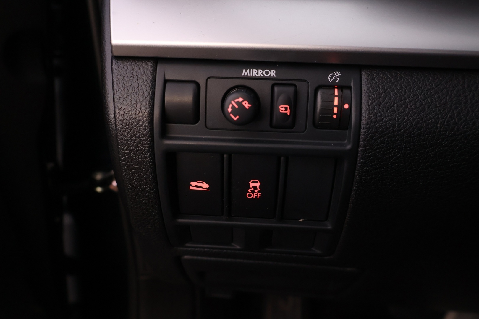 SUBARU Outback 2014