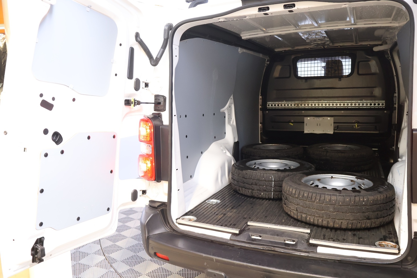 TOYOTA Proace 2021