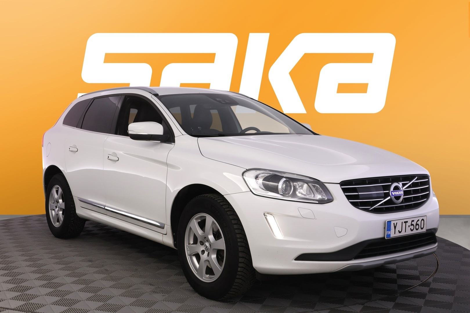 VOLVO XC60 2017