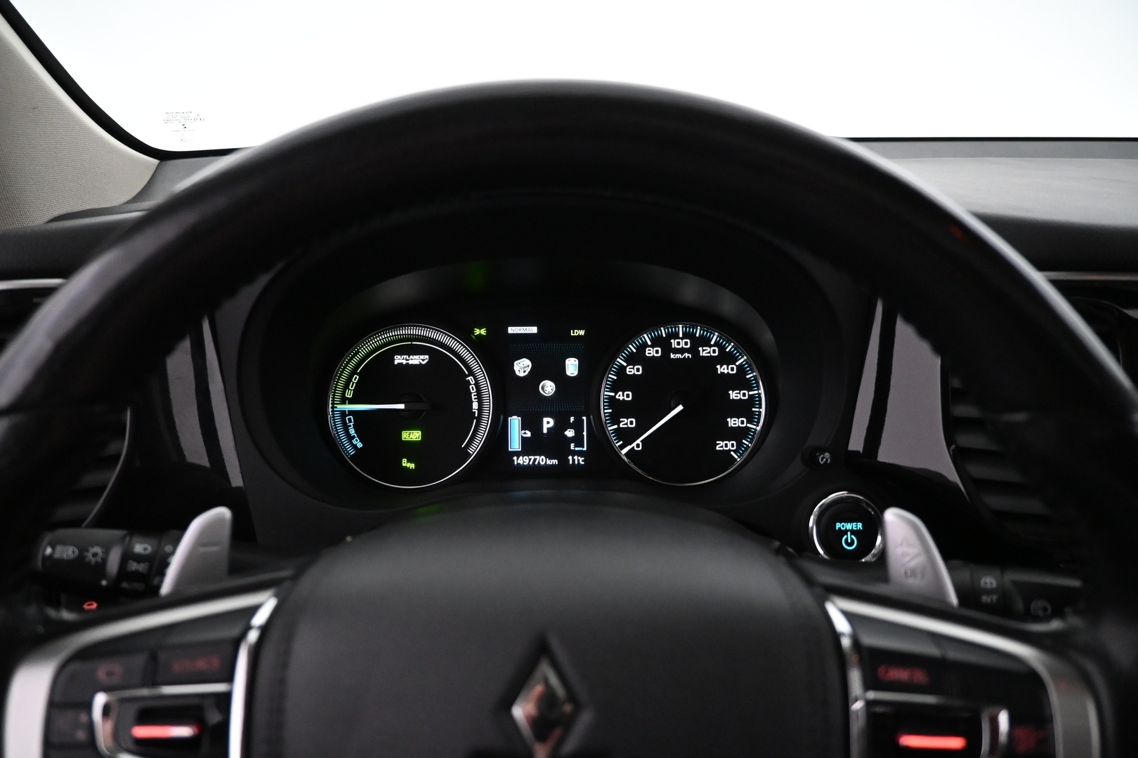 MITSUBISHI OUTLANDER PHEV 2017