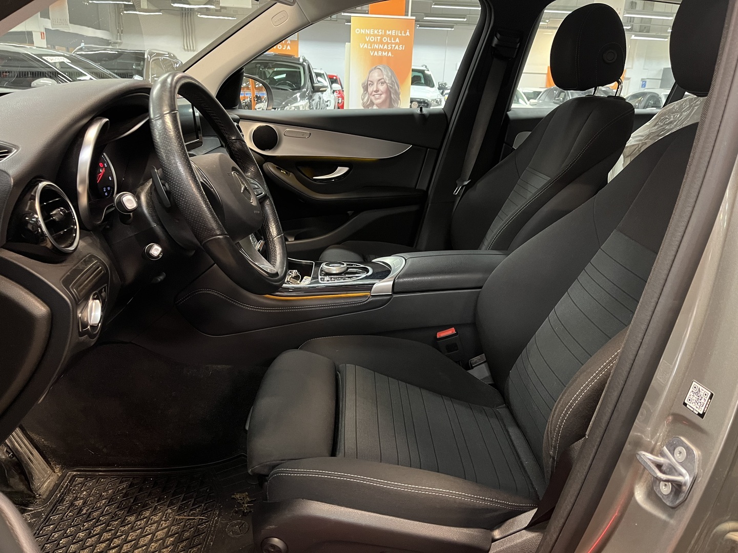 MERCEDES-BENZ GLC 2019
