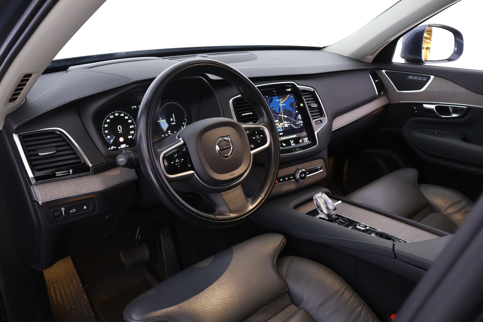 VOLVO XC90 2020