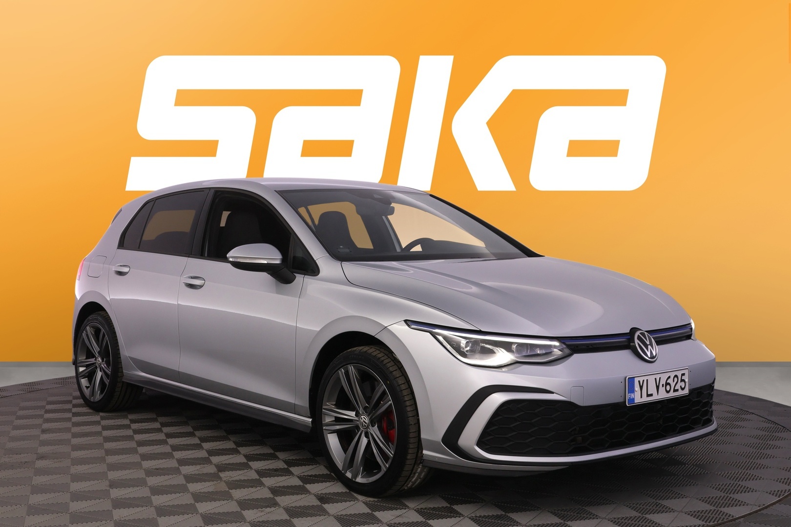 VOLKSWAGEN Golf 2021