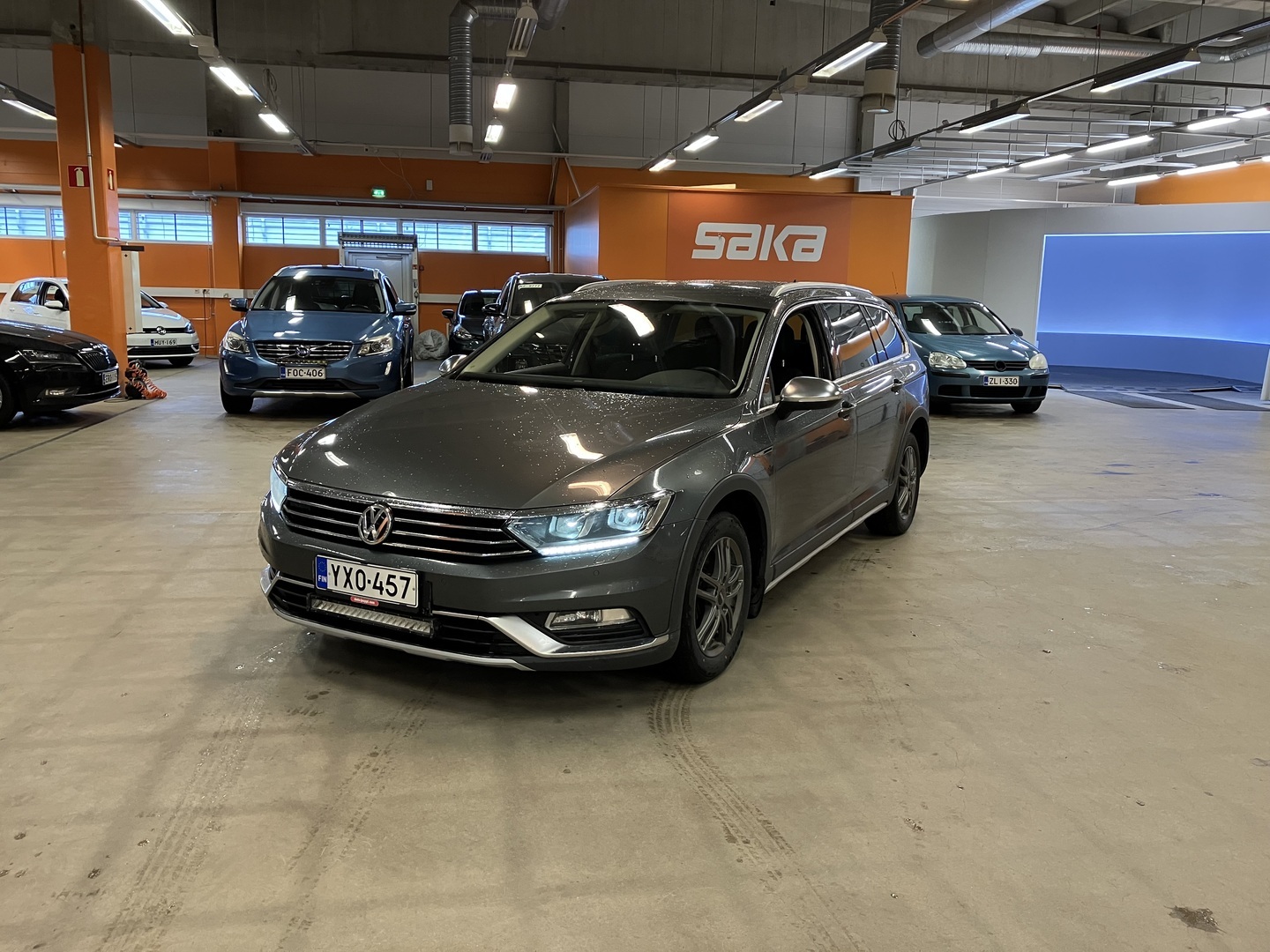 VOLKSWAGEN Passat 2016