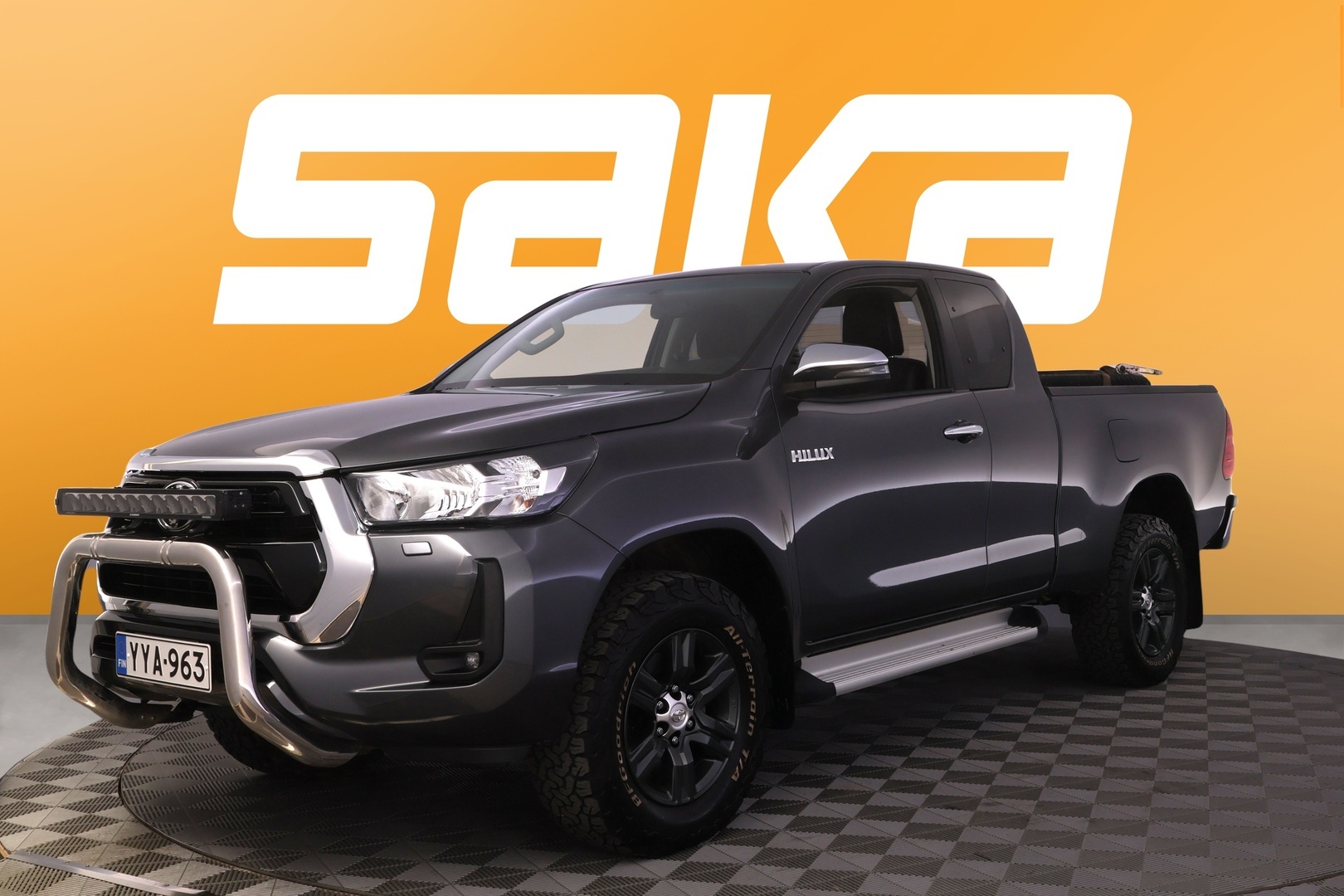 TOYOTA Hilux 2024