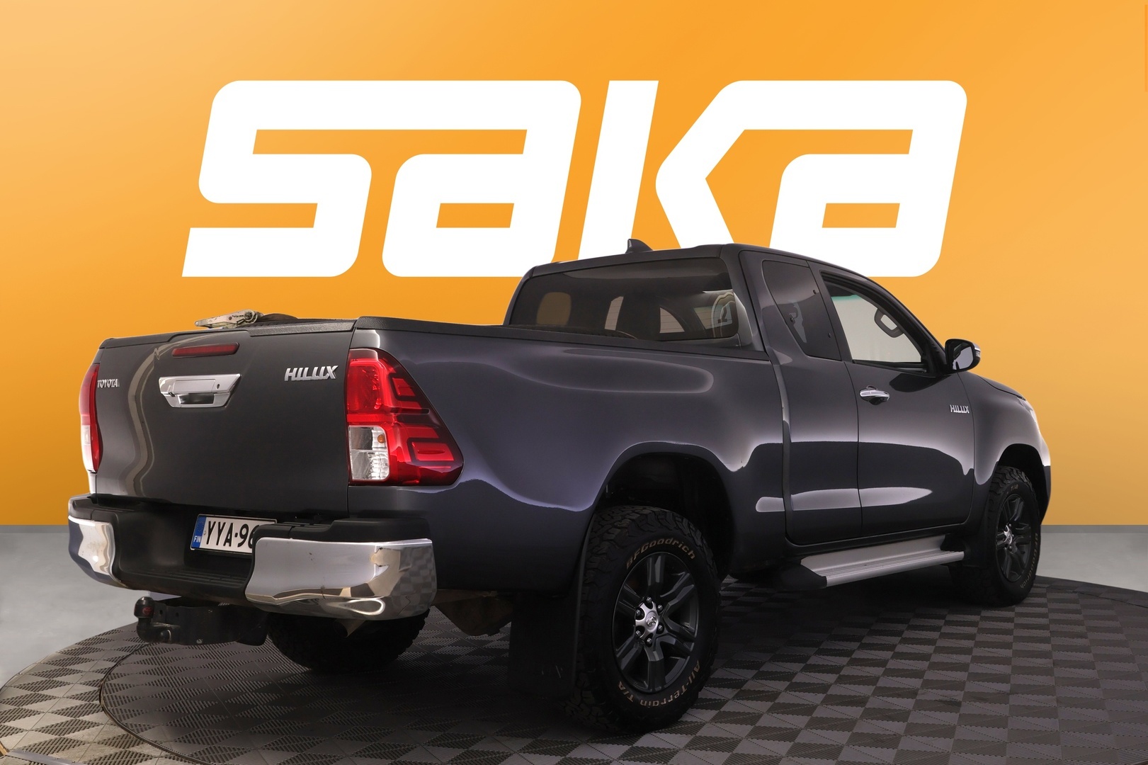 TOYOTA Hilux 2024