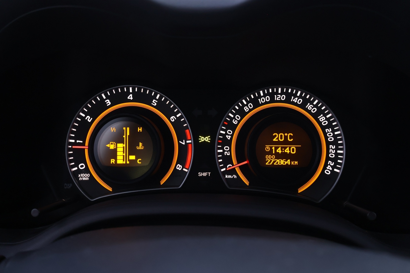 TOYOTA Corolla 2011