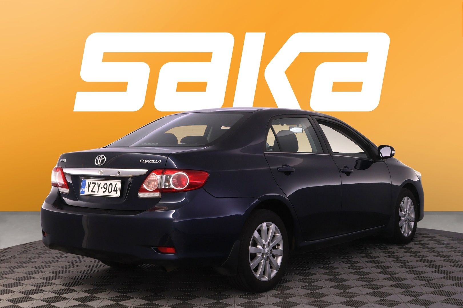 TOYOTA Corolla 2011