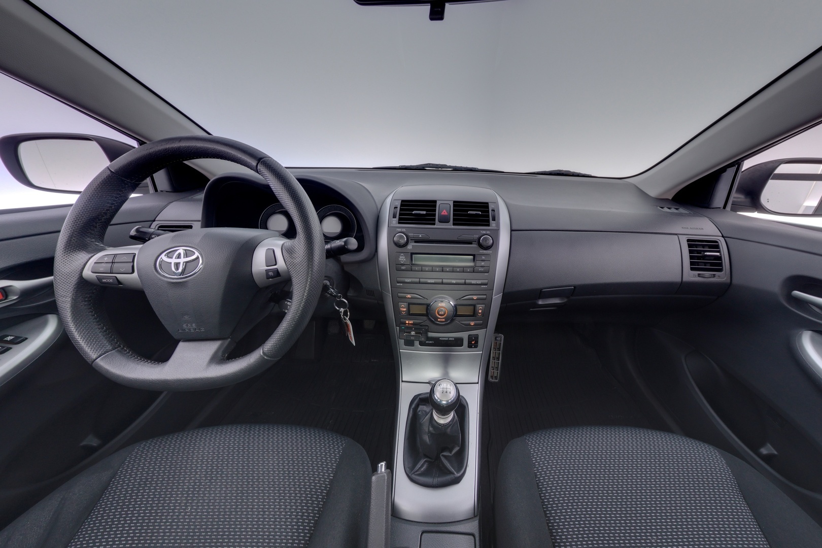 TOYOTA Corolla 2011