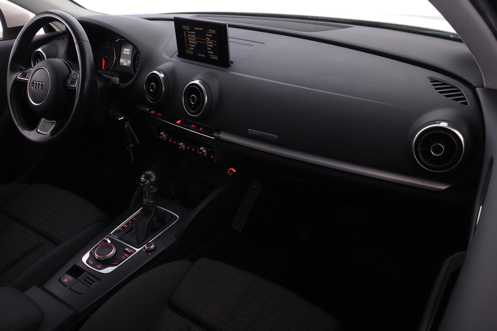 AUDI A3 2015