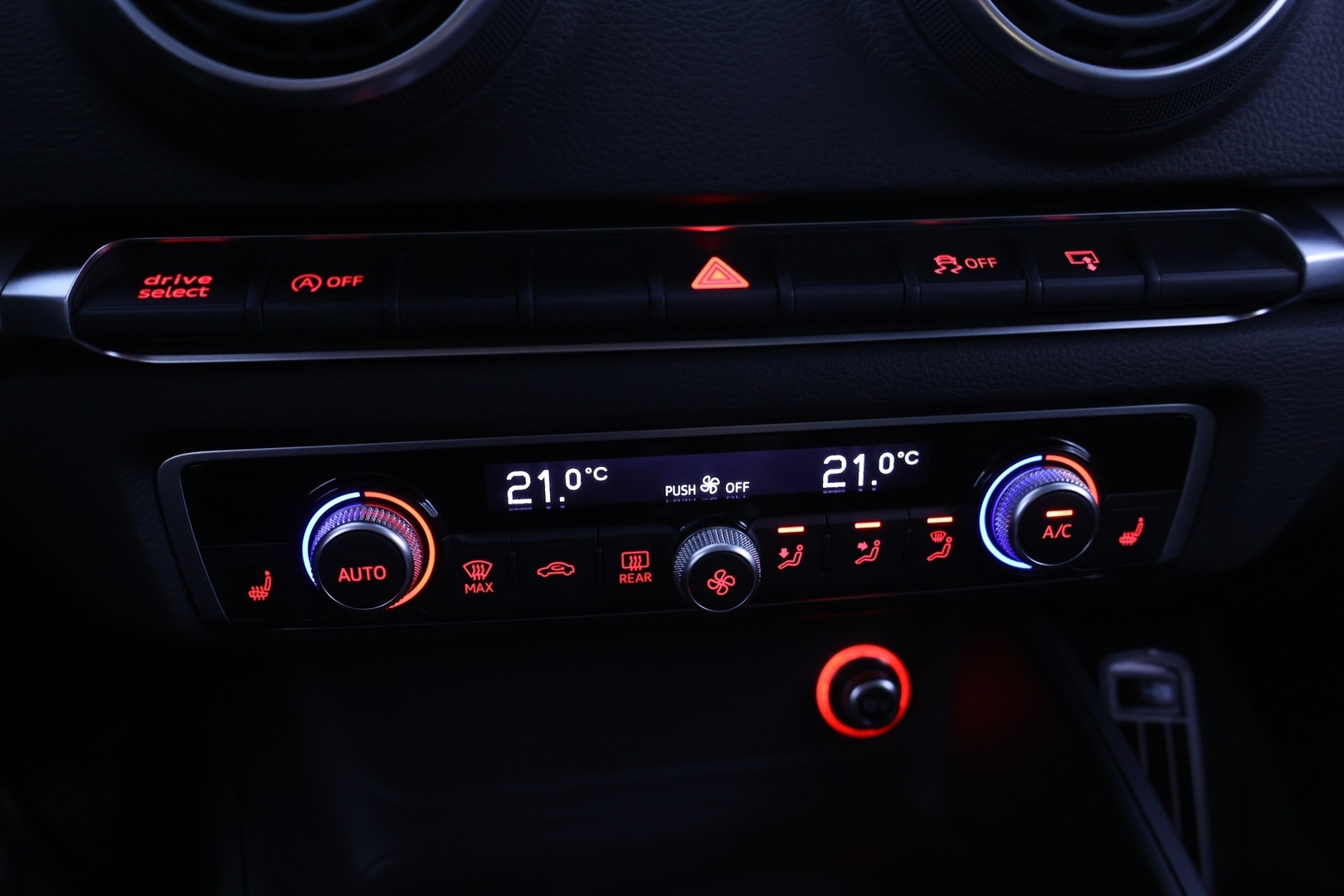 AUDI A3 2015