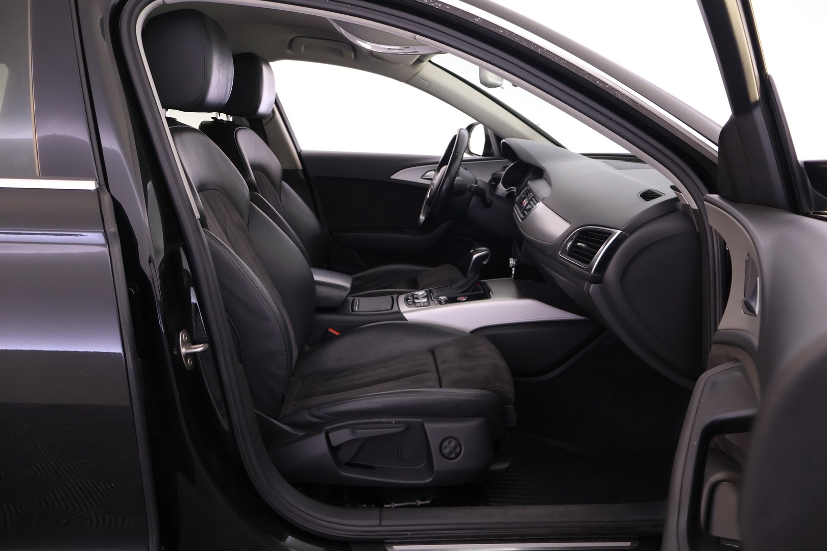 AUDI A6 2016