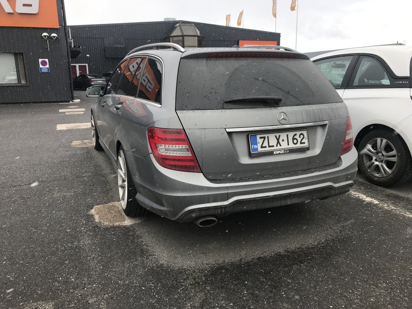 MERCEDES-BENZ C 2011