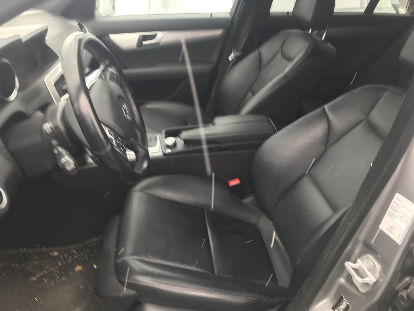 MERCEDES-BENZ C 2011