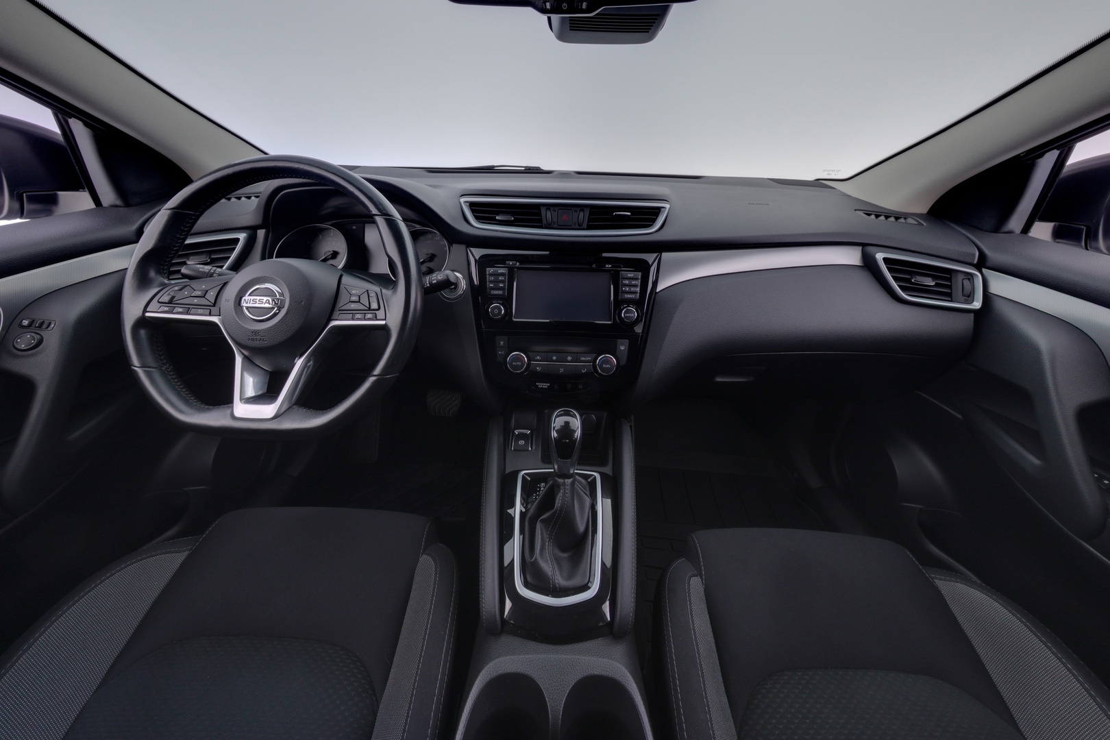 NISSAN Qashqai 2019