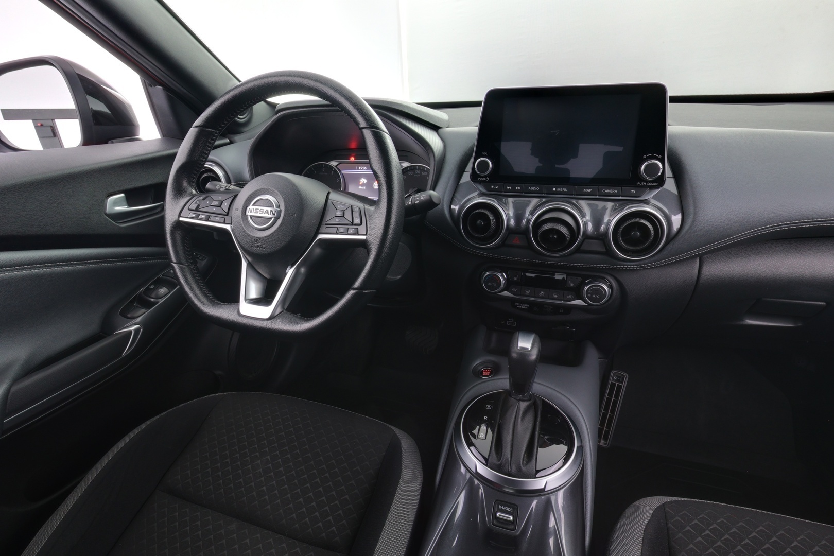 NISSAN Juke 2020