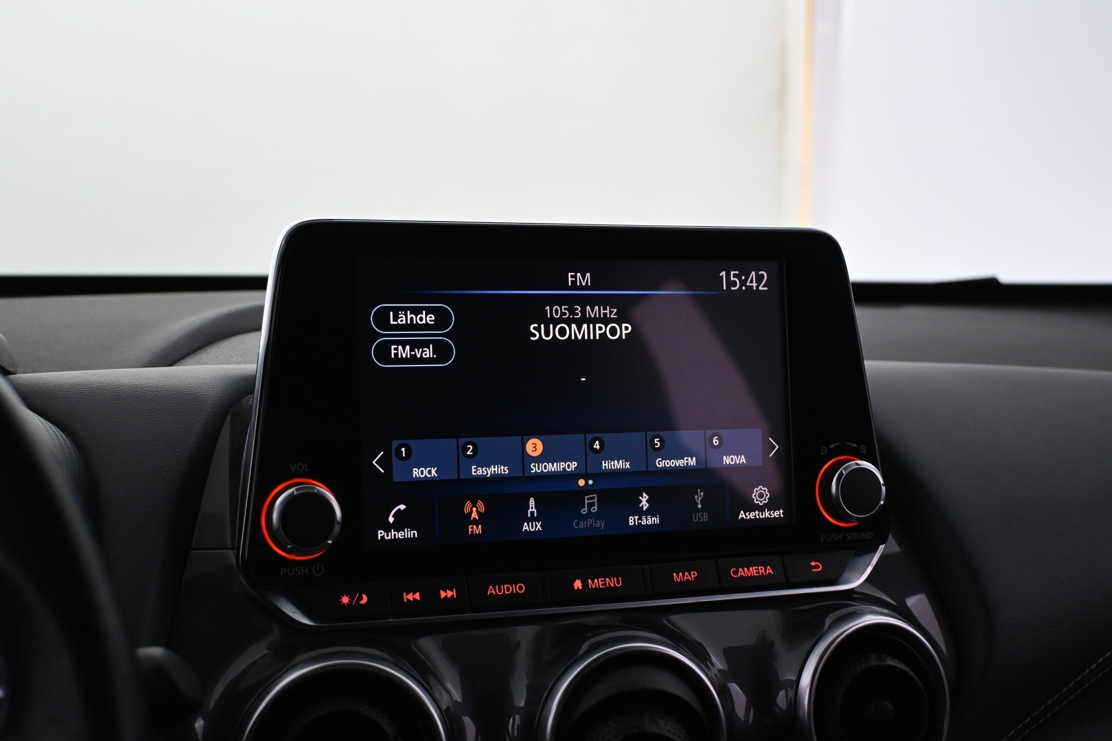 NISSAN Juke 2020