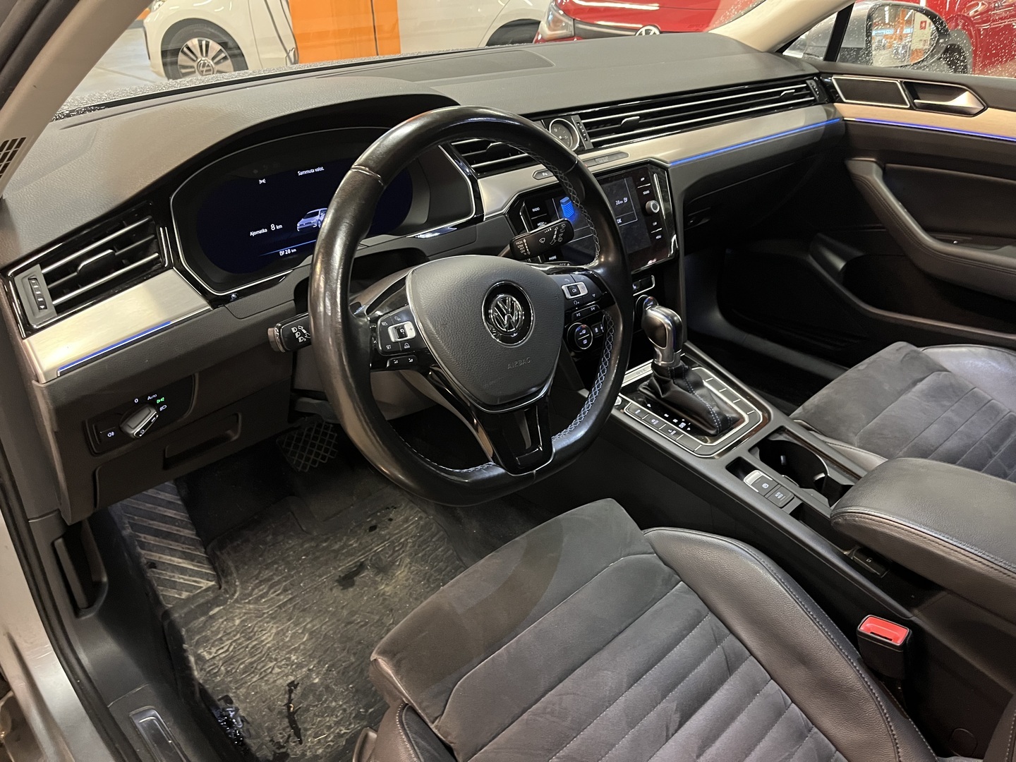 VOLKSWAGEN Passat 2018