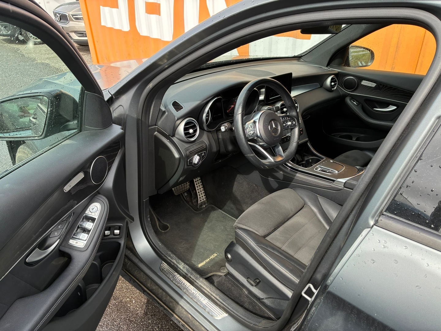 MERCEDES-BENZ GLC 2021