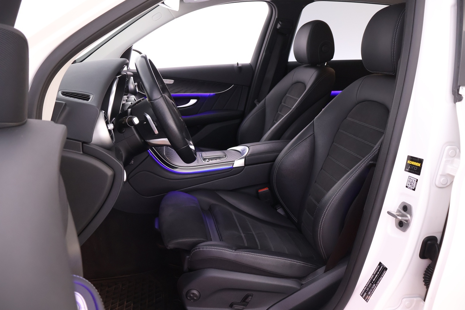 MERCEDES-BENZ GLC 2022