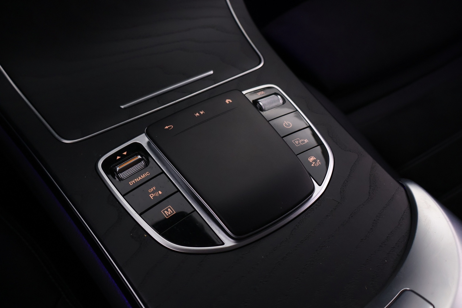 MERCEDES-BENZ GLC 2022