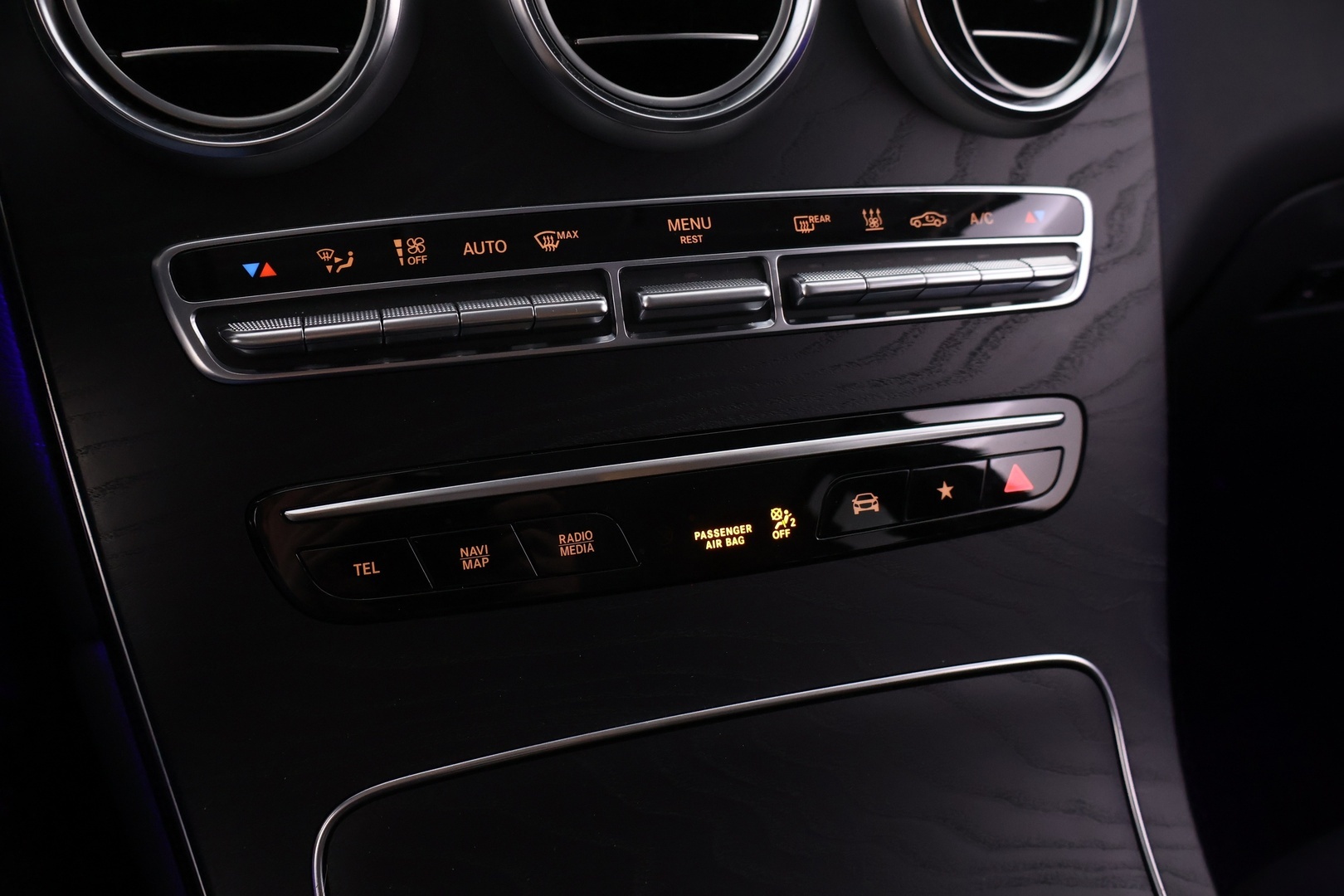MERCEDES-BENZ GLC 2022