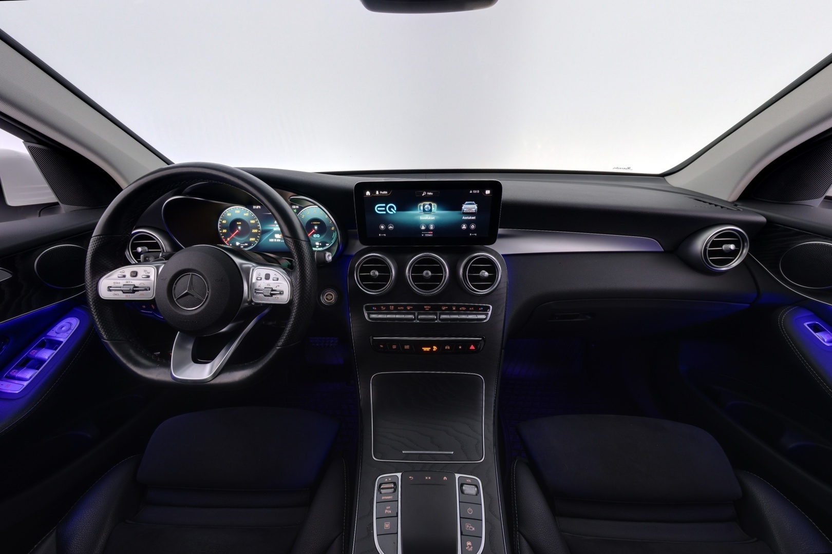 MERCEDES-BENZ GLC 2022