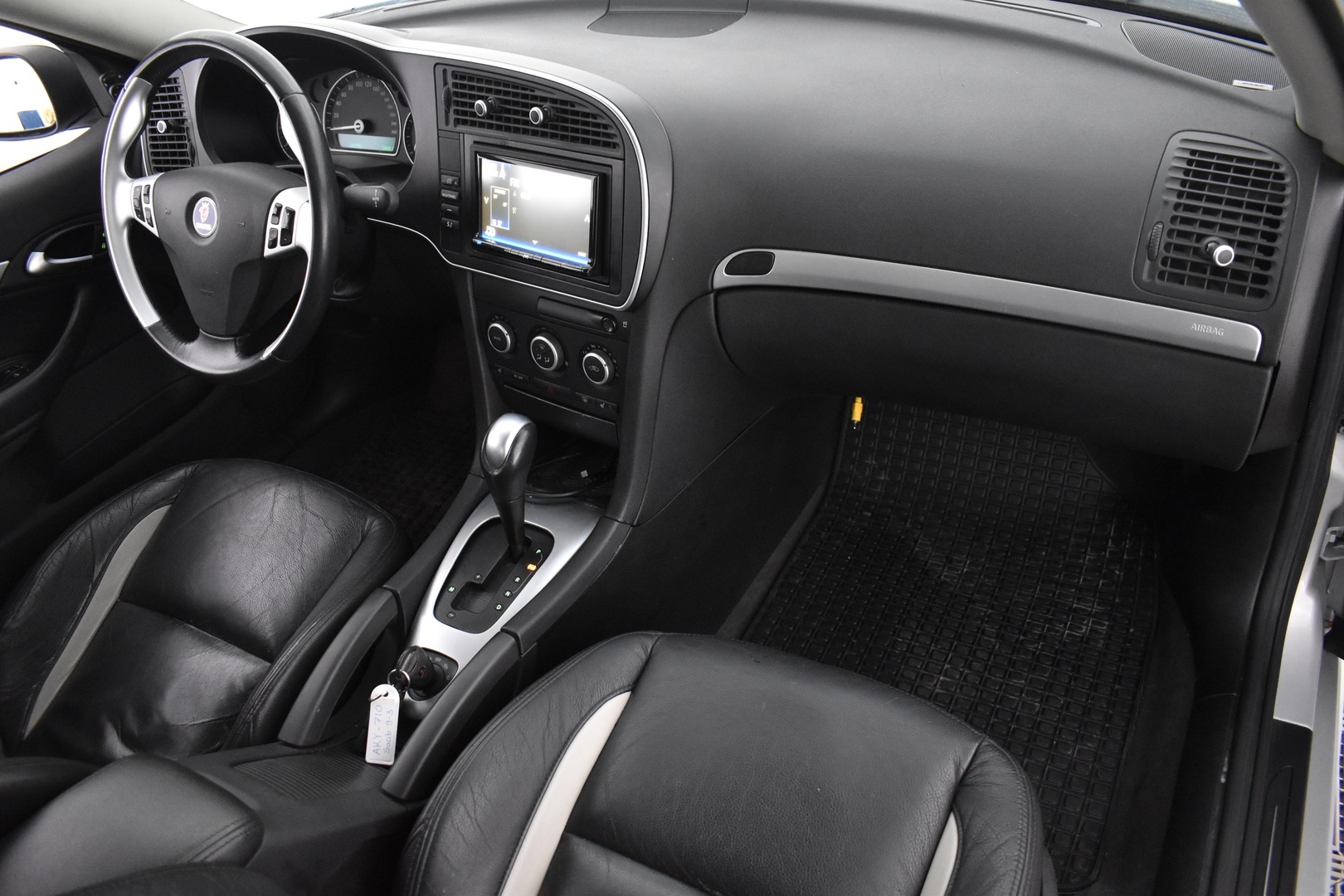 SAAB 9-3 2008