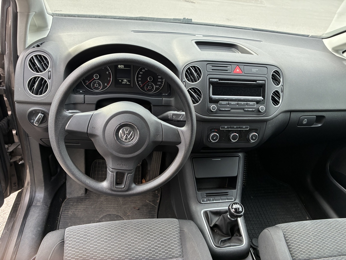VOLKSWAGEN Golf Plus 2012