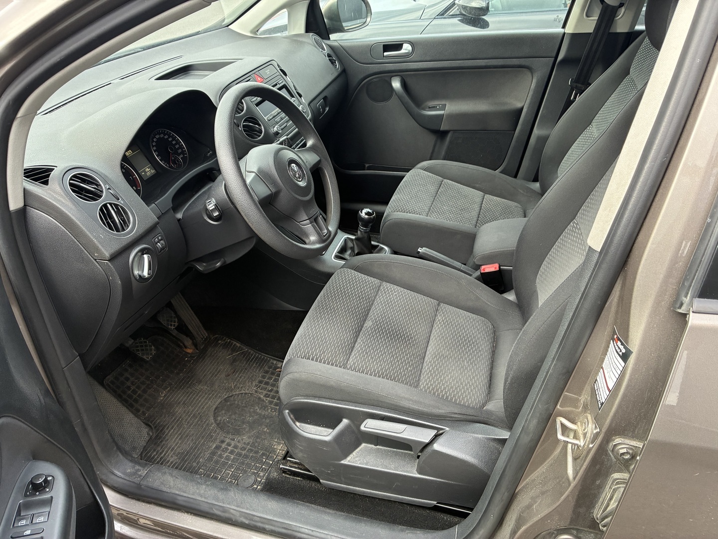 VOLKSWAGEN Golf Plus 2012