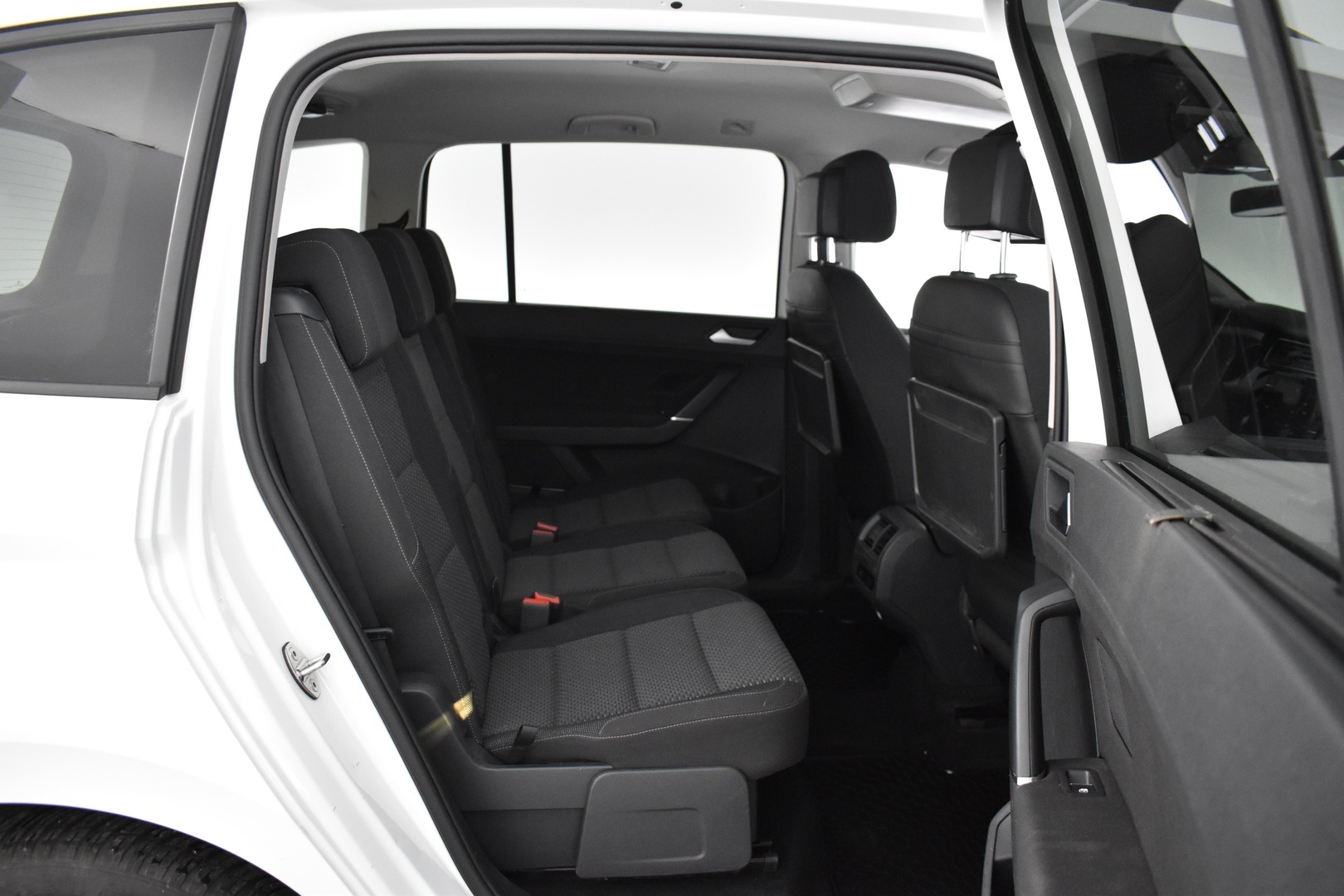 VOLKSWAGEN Touran 2018