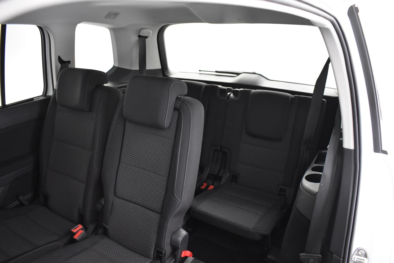 VOLKSWAGEN Touran 2018