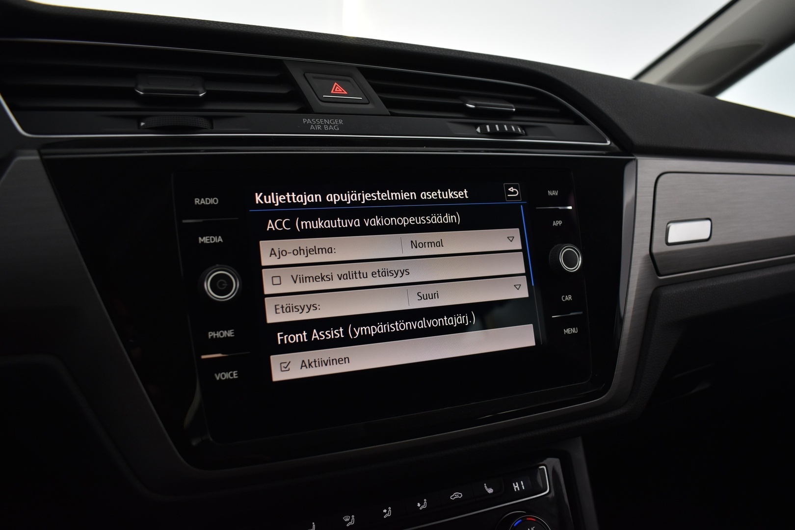 VOLKSWAGEN Touran 2018