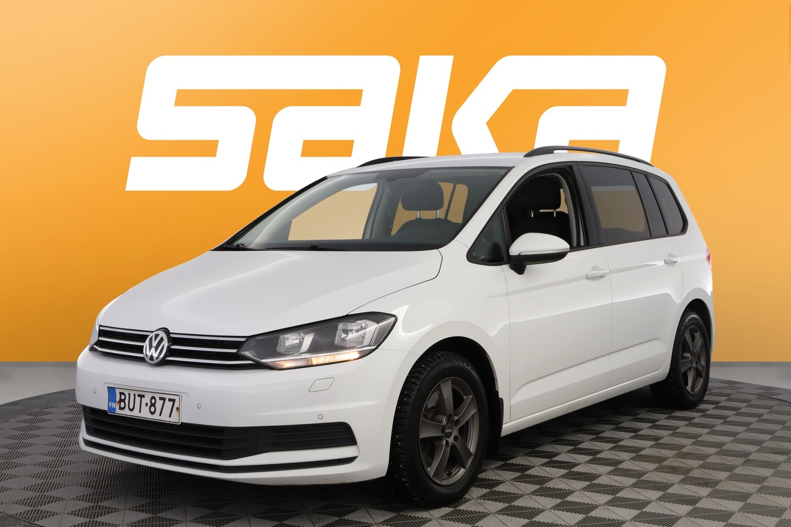 VOLKSWAGEN Touran 2018